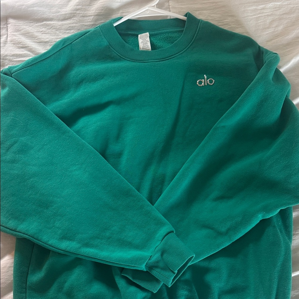 ALO Yoga Green Sweatshirt